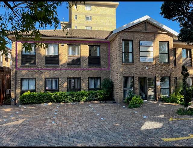 BUSINESS PROPERTY TO RENT IN CLAREMONT